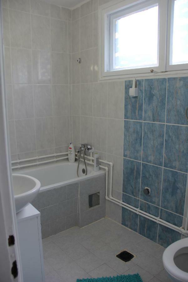 Apartman Kej Pirot Exterior photo